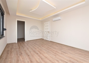 Просторная вилла в центре Аланьи с красивым панорамным видом на море