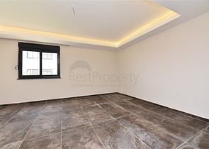 Просторная вилла в центре Аланьи с красивым панорамным видом на море