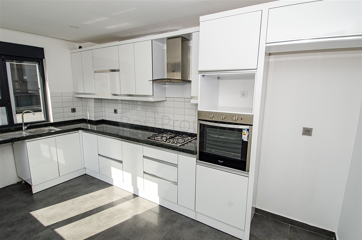 Новые квартиры 2+1 в центре Антальи 