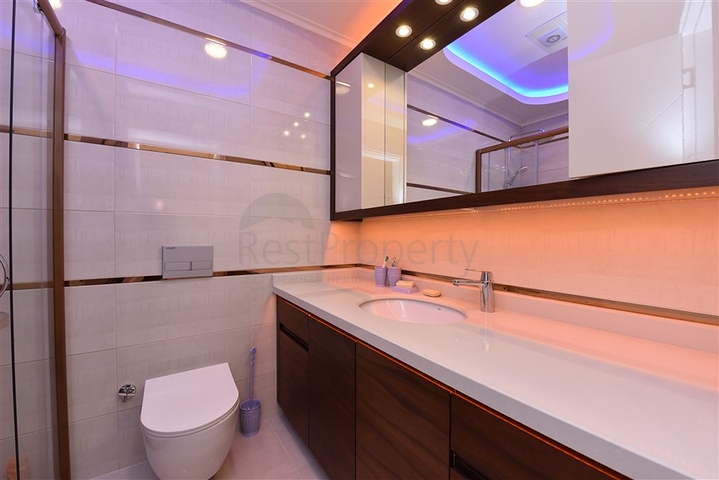 Большая меблированная квартира 2+1 в комплексе люкс класса