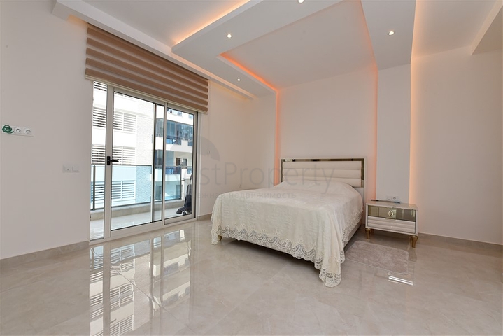 Большая меблированная квартира 2+1 в комплексе люкс класса