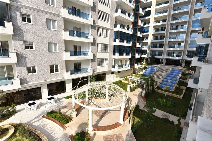 Большая меблированная квартира 2+1 в комплексе люкс класса