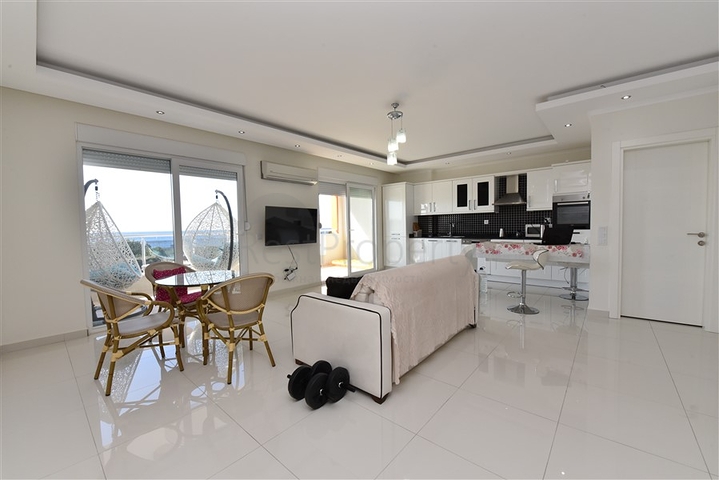 Трехкомнатная квартира в районе Кестель