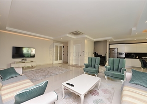 Четырехкомнатный пентхаус в комплексе класса люкс