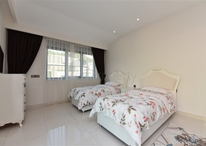 Четырехкомнатный пентхаус в комплексе класса люкс