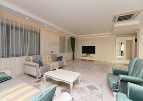 Четырехкомнатный пентхаус в комплексе класса люкс