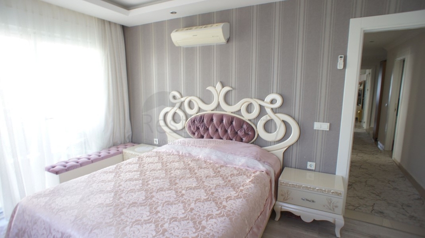 Апартаменты 3+1 с отдельной кухней