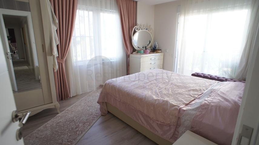 Апартаменты 3+1 с отдельной кухней