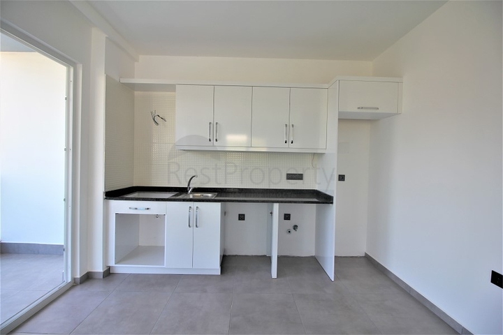 Пентхаус 2+1 в живописном месте в районе Махмутлар