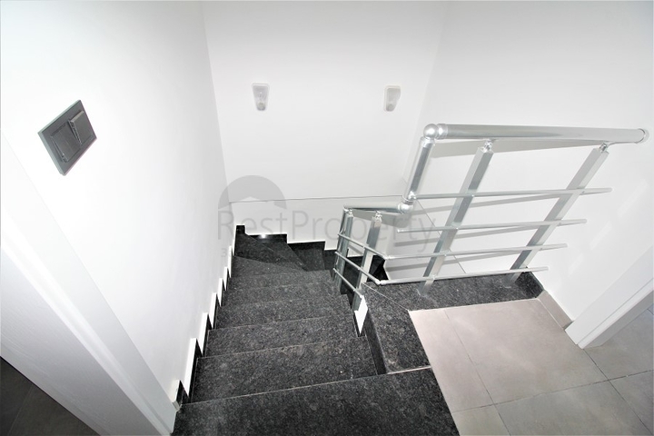 Пентхаус 2+1 в живописном месте в районе Махмутлар