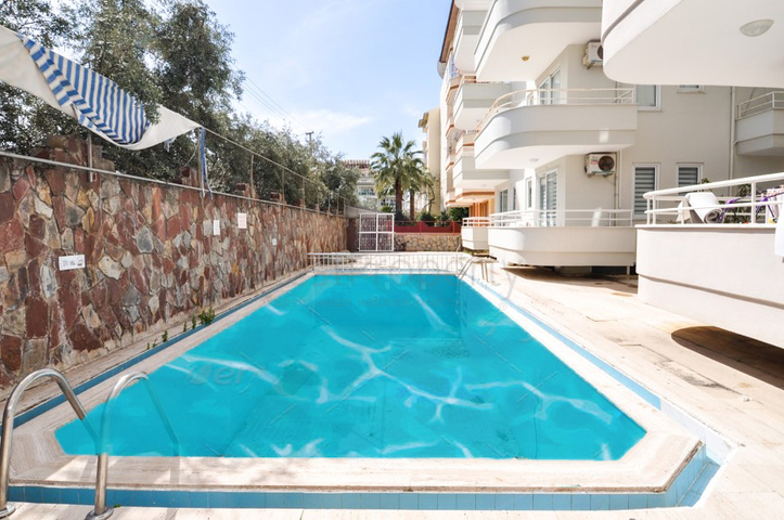 Квартира 1+1 в туристическом центре Алании