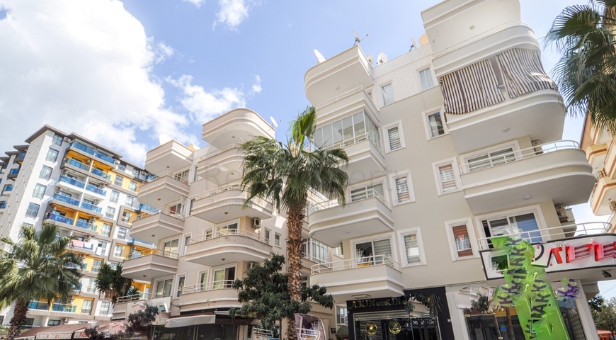 Квартира 1+1 в туристическом центре Алании