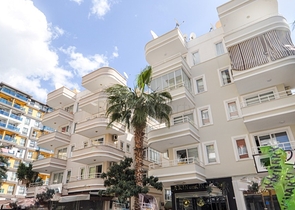 Квартира 1+1 в туристическом центре Алании