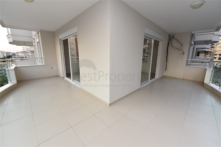 Трехкомнатная квартира в русскоязычном районе Махмутлар