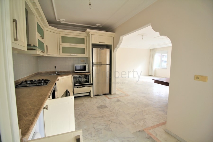 Просторная трехкомнатная квартира в центре Алании