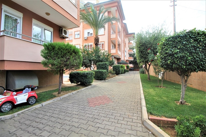 Просторная трехкомнатная квартира в центре Алании