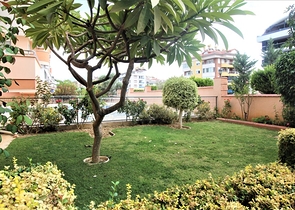 Просторная трехкомнатная квартира в центре Алании