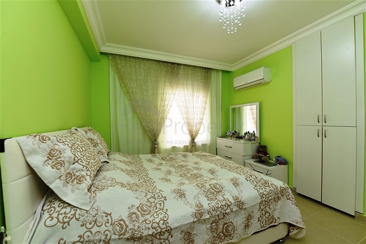 Трехкомнатная квартира с мебелью