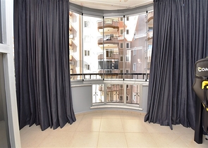 Трехкомнатная квартира с мебелью