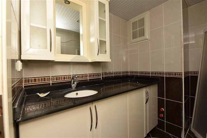 Трехкомнатная квартира в районе Джикджилли