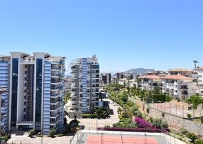 Трехкомнатная квартира в районе Джикджилли