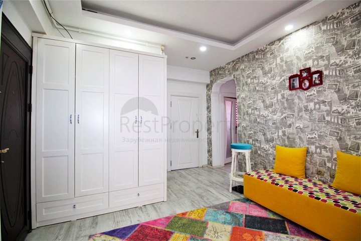 Просторная квартира 3+1 с отдельной кухней в Коньяалты