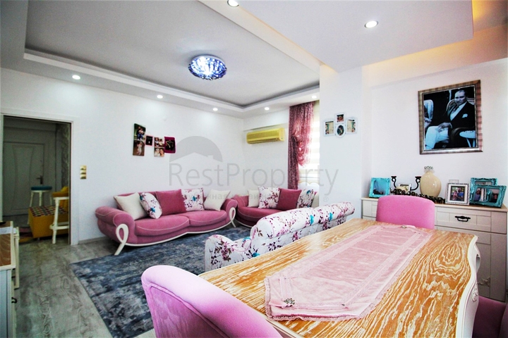 Просторная квартира 3+1 с отдельной кухней в Коньяалты