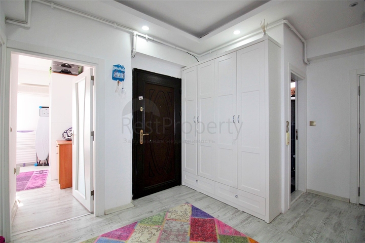 Просторная квартира 3+1 с отдельной кухней в Коньяалты