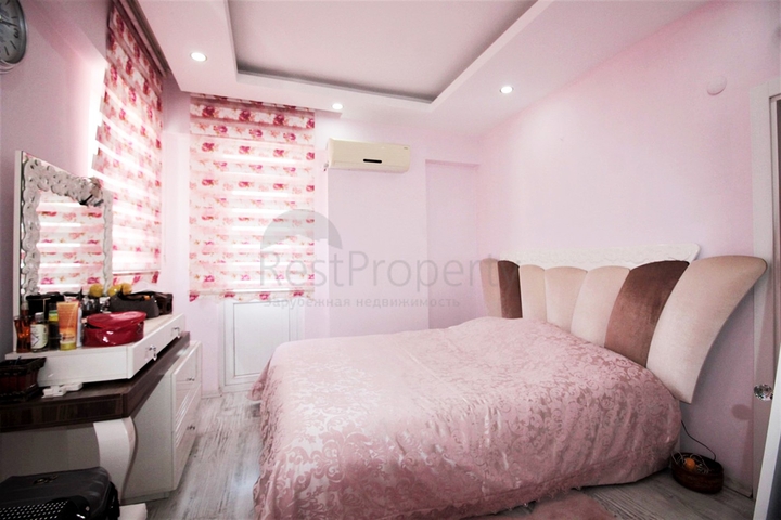 Просторная квартира 3+1 с отдельной кухней в Коньяалты