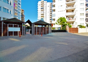 Просторная квартира 3+1 с отдельной кухней в Коньяалты