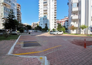 Просторная квартира 3+1 с отдельной кухней в Коньяалты