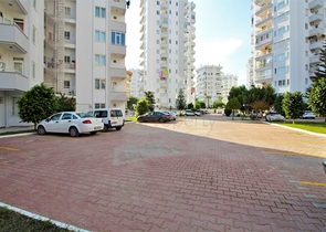 Просторная квартира 3+1 с отдельной кухней в Коньяалты