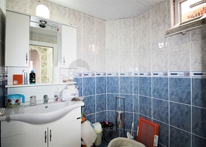 Просторная квартира 3+1 с отдельной кухней в Коньяалты