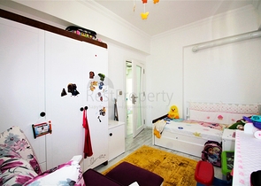 Просторная квартира 3+1 с отдельной кухней в Коньяалты