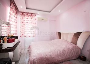 Просторная квартира 3+1 с отдельной кухней в Коньяалты