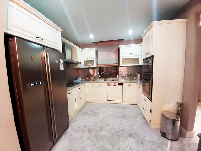 Роскошная Вилла 3+1 в Чамьюва, Кемер 