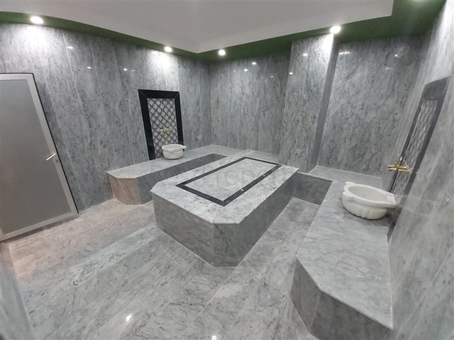 Двухкомнатная абсолютно новая квартира в Махмутларе