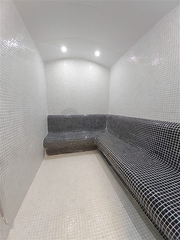 Двухкомнатная абсолютно новая квартира в Махмутларе