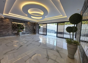 Двухкомнатная абсолютно новая квартира в Махмутларе