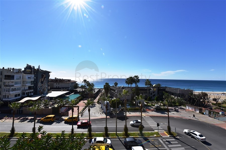 Меблированная квартира 2+1 с видом на пляж Клеопатра