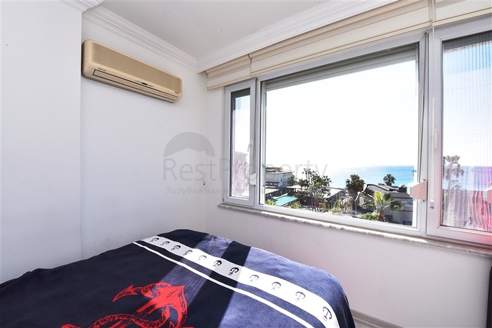 Меблированная квартира 2+1 с видом на пляж Клеопатра