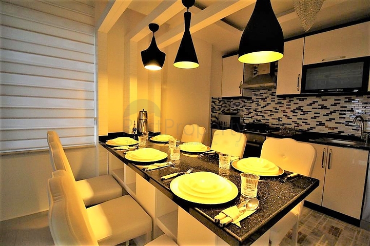 Квартира 2+1 с видом на море в районе Махмутлар