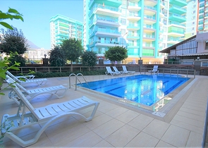 Квартира 2+1 с видом на море в районе Махмутлар