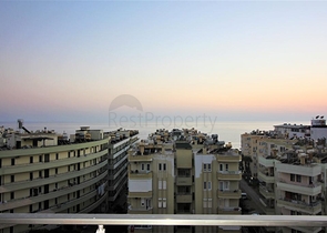 Квартира 2+1 с видом на море в районе Махмутлар