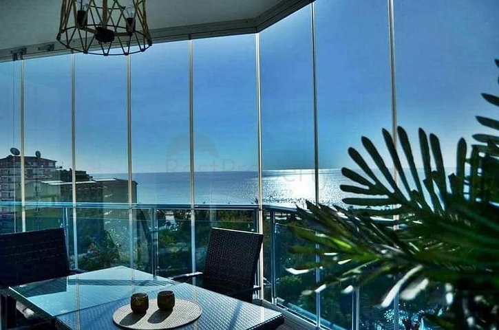 Трёхкомнатная квартира в Махмутларе