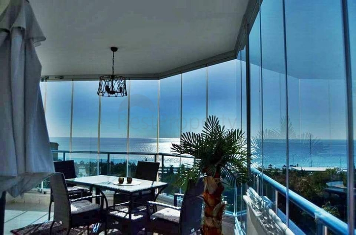 Трёхкомнатная квартира в Махмутларе