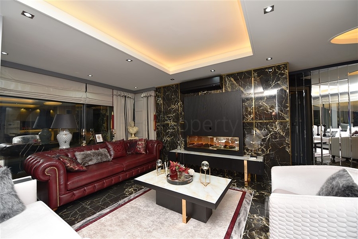 Шикарная меблированная вилла планировкой 3+1 в центре Аланьи