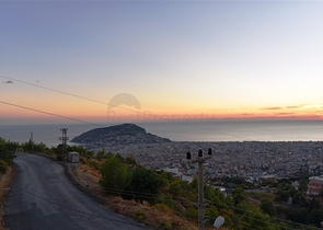 Шикарная меблированная вилла планировкой 3+1 в центре Аланьи