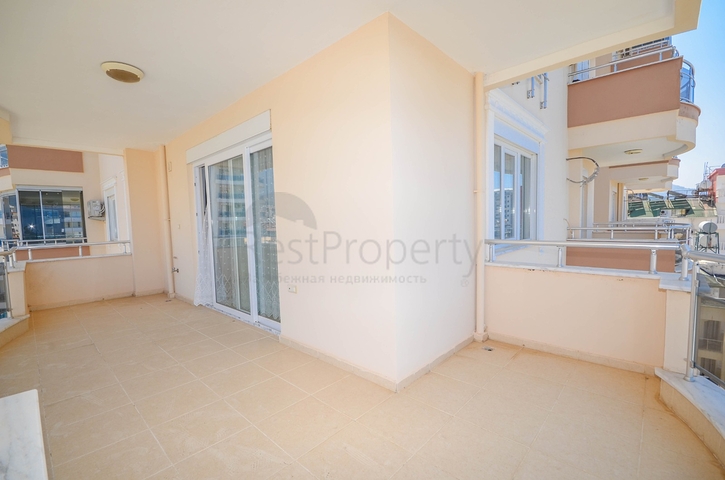 Меблированная квартира 2+1 с видом на море в районе Махмутлар