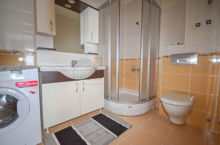 Меблированная квартира 2+1 с видом на море в районе Махмутлар